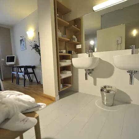 Hotell Ca' Del Lupo Montelupo Albese