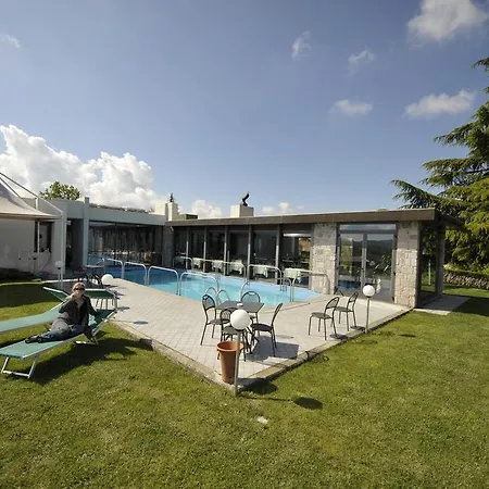 Ca' Del Lupo Montelupo Albese