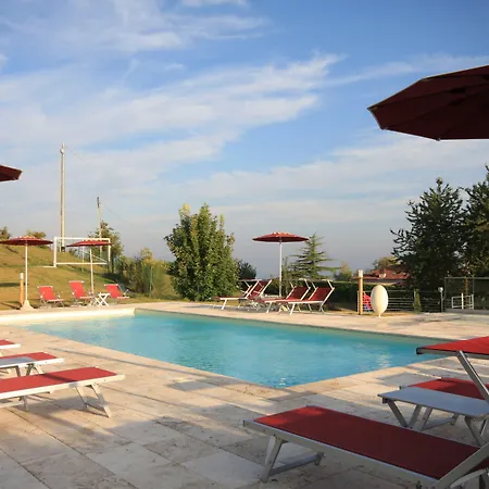 カデル ルーポ ホテル モンテルーポ・アルベーゼ