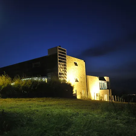 カデル ルーポ モンテルーポ・アルベーゼ