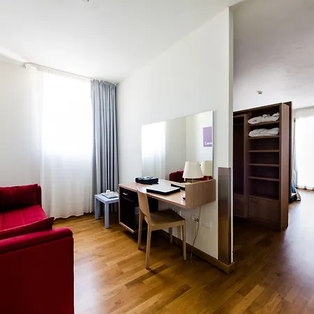 カデル ルーポ モンテルーポ・アルベーゼ