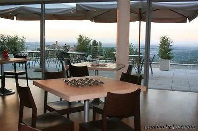 Ca' Del Lupo 4* Montelupo Albese