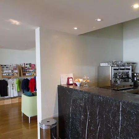 ホテル カデル ルーポ